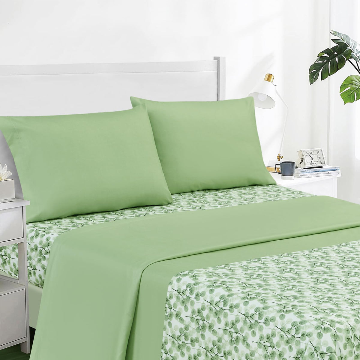 ARTALL 4-Piece Full Size Sheet Set Soft Microfiber All-Season Bed Sheets Includes 2 Pillowcases 1 Flat Sheet 1 Fitted Sheet with 12" Deep Pockets Half Leaf and Half Solid Print Design Green
